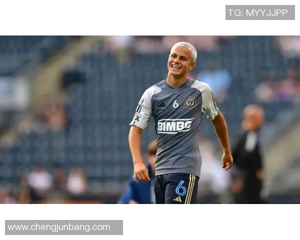 足球明星的不同风格与球场角色解析从天才少年到领袖巨星