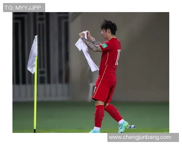 2023帕尼尼足球世界杯球星卡全新发布揭晓珍藏版卡片收藏热潮