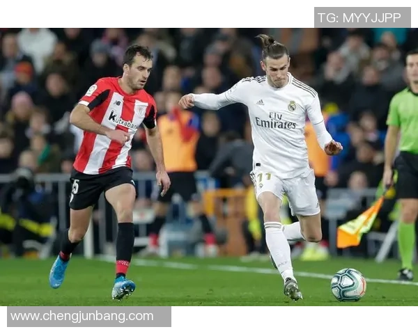 法国足球队最帅老球星回归巅峰时刻球场上的魅力与传奇再现